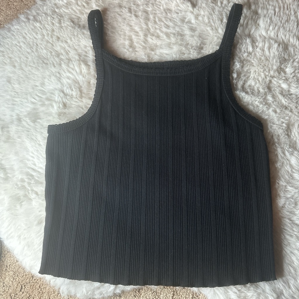 Black ribbed tank top